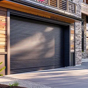 Rolltore an Garage